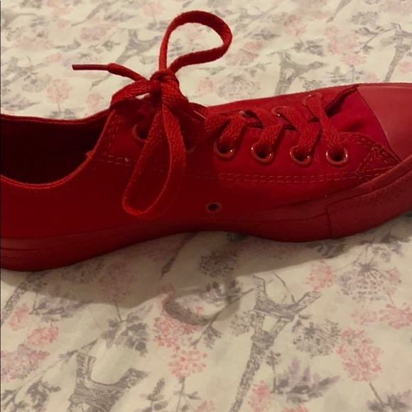 Shoes - Picture 4 of 4